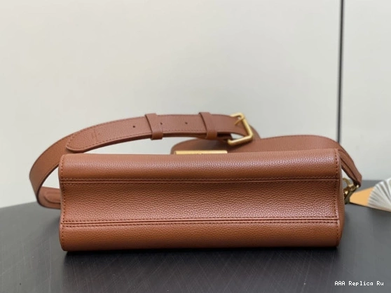AAA Replica Ru LOUIS Soft VUITTON Twist-27*19*9CM 0811